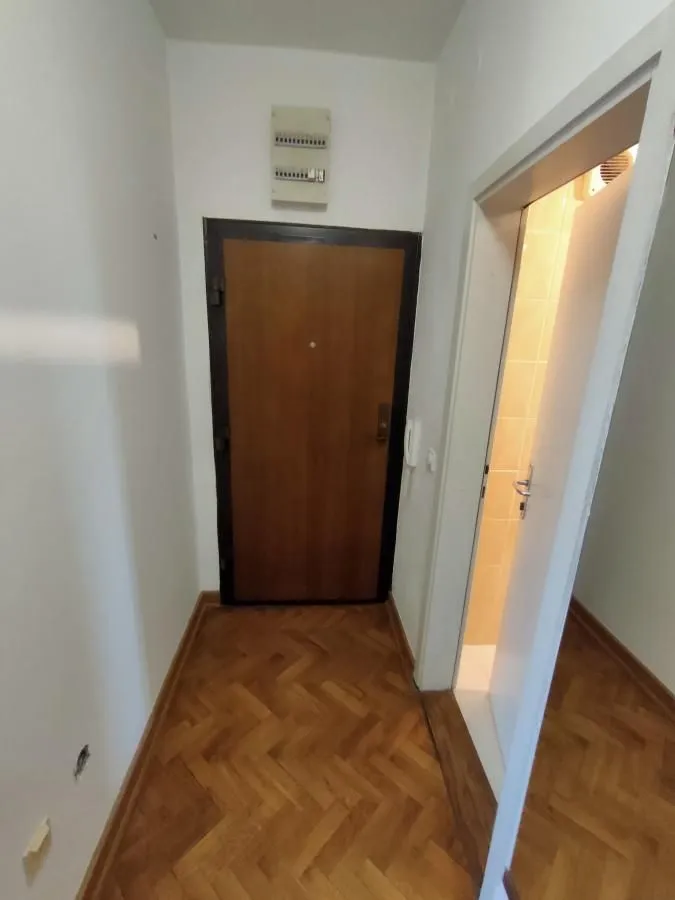 Prodaja, trosoban stan, 103m², Centar, Novi Sad
