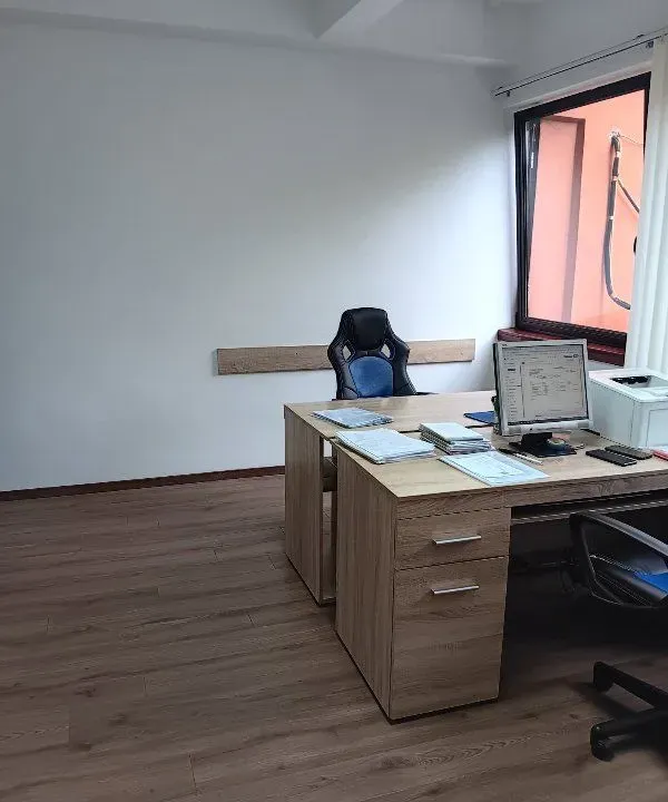 Izdavanje, poslovni prostor, 33m², Zeleno Brdo, Zvezdara Sve Podlokacije