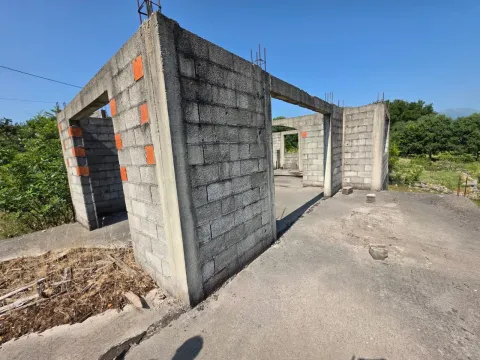 Prodaja, kuća, 240m², Grbe, Danilovgrad - image 6