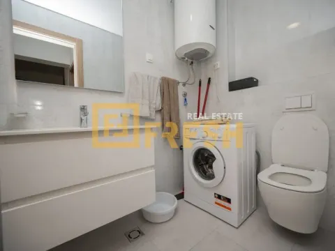 Izdavanje, dvosoban stan, 71m², Master Kvart, Podgorica - image 13
