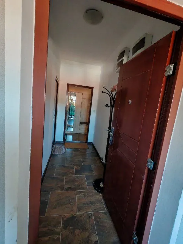 Rent, four bedroom apartment, 120m², Rakovica, Beograd