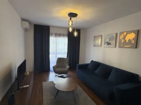 Izdavanje, jednosoban stan, 50m2, Master Kvart, Podgorica