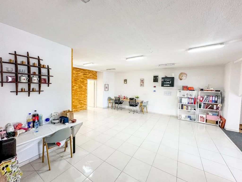 Rent, office space, 172m², City Kvart, Podgorica