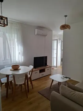 Prodaja, dvosoban stan, 68m², Centar, Podgorica - image 8