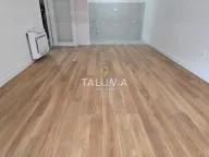 Izdavanje, dvosoban stan, 72m², City Kvart, Podgorica - image 1