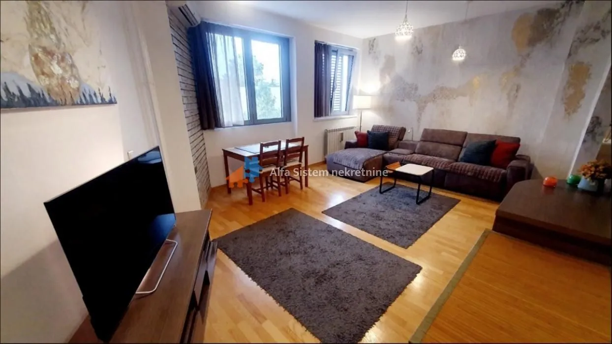 Rent, two bedroom apartment, 50m², Stari Grad, Beograd