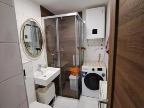 Prodaja, dvosoban stan, 52m², Tološka šuma, Podgorica - image 7