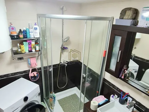 Sale, two bedroom apartment, 80m², Malo Brdo, Podgorica - image 9