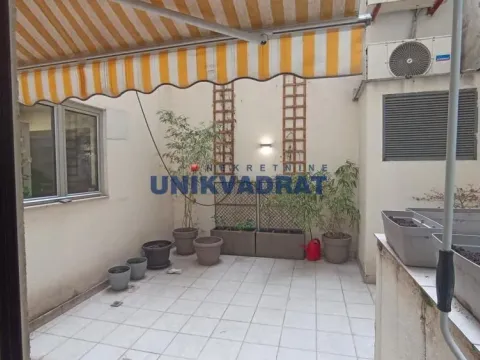 Rent, office space, 180m², Đeram Pijaca, Beograd - image 19