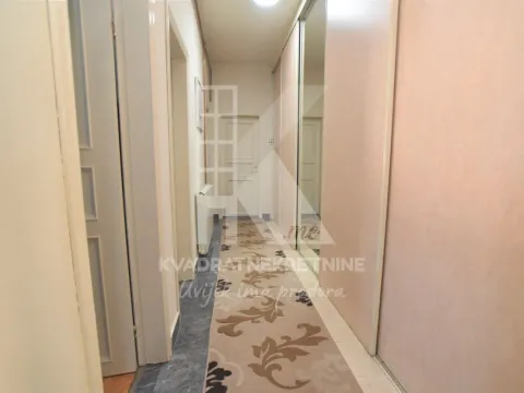 Izdavanje, kuća, 410m², Donja Gorica, Podgorica - image 13