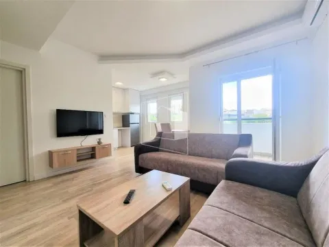 Izdavanje, stan, 33m², Centar, Podgorica - image 1