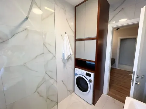 Prodaja, jednosoban stan, 40m², Dalmatinska ulica, Podgorica - image 6