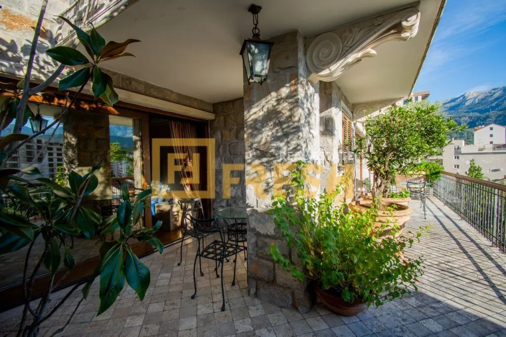 Sale, house, 1264m², Budva, Crna Gora