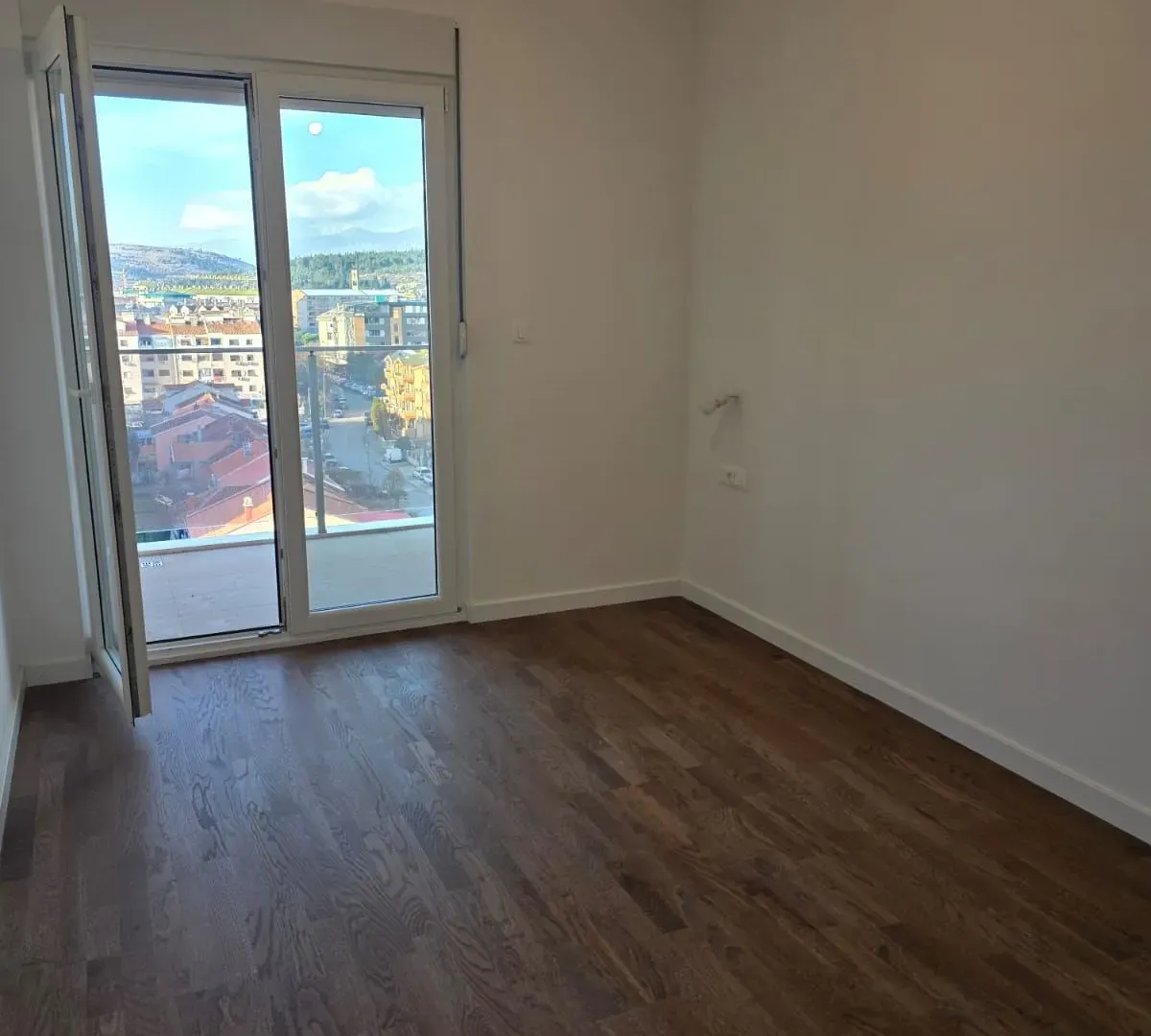 Prodaja, jednosoban stan, 45m², Stari Aerodrom, Podgorica