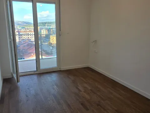 Prodaja, jednosoban stan, 45m², Stari Aerodrom, Podgorica - image 5