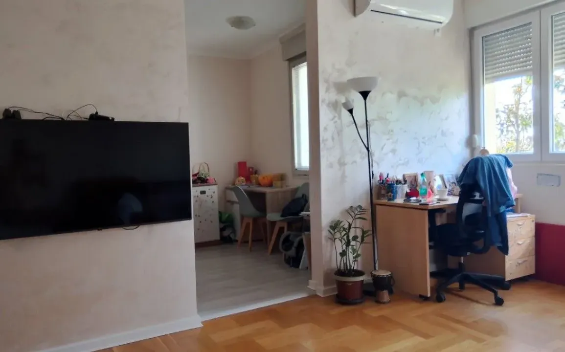 Prodaja, jednosoban stan, 54m², Gintaš, Podgorica