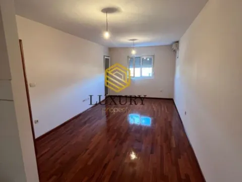 Sale, one bedroom apartment, 44m², Stari Aerodrom, Podgorica - image 3
