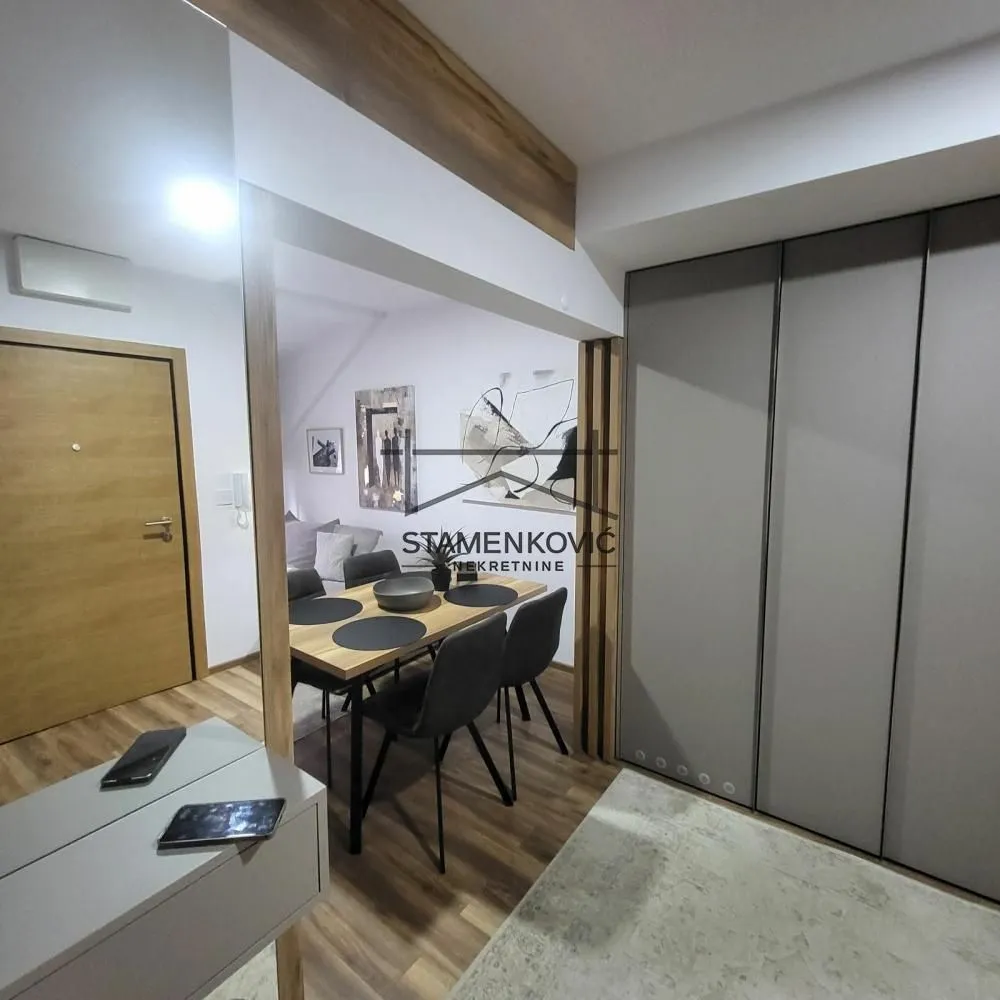 Izdavanje, dvosoban stan, 46m², Socijalno, Novi Sad Sve Podlokacije