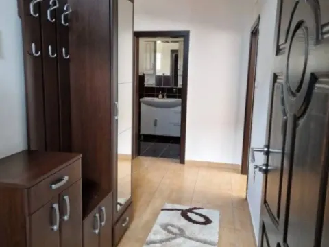 Izdavanje, dvosoban stan, 115m², Tološi, Podgorica - image 7