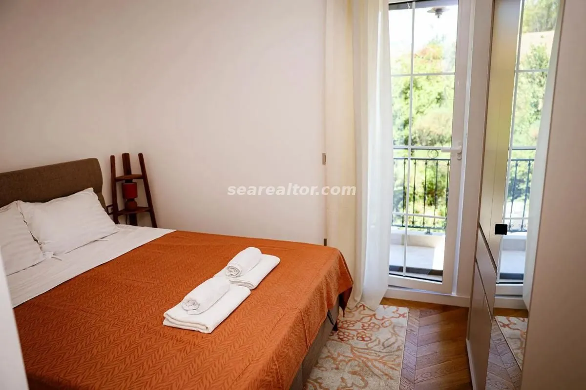 Prodaja, dvosoban stan, 59m², Tivat, Crna Gora