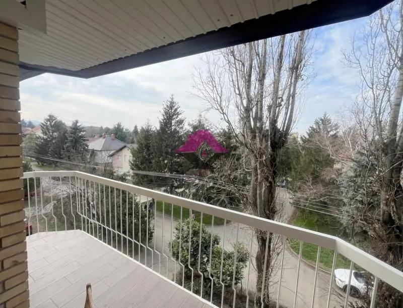 Prodaja, trosoban stan, 89m², Sremska Kamenica, Petrovaradin