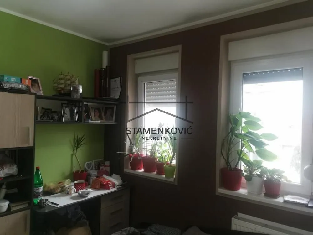 Prodaja, trosoban stan, 70m², Telep, Novi Sad Sve Podlokacije