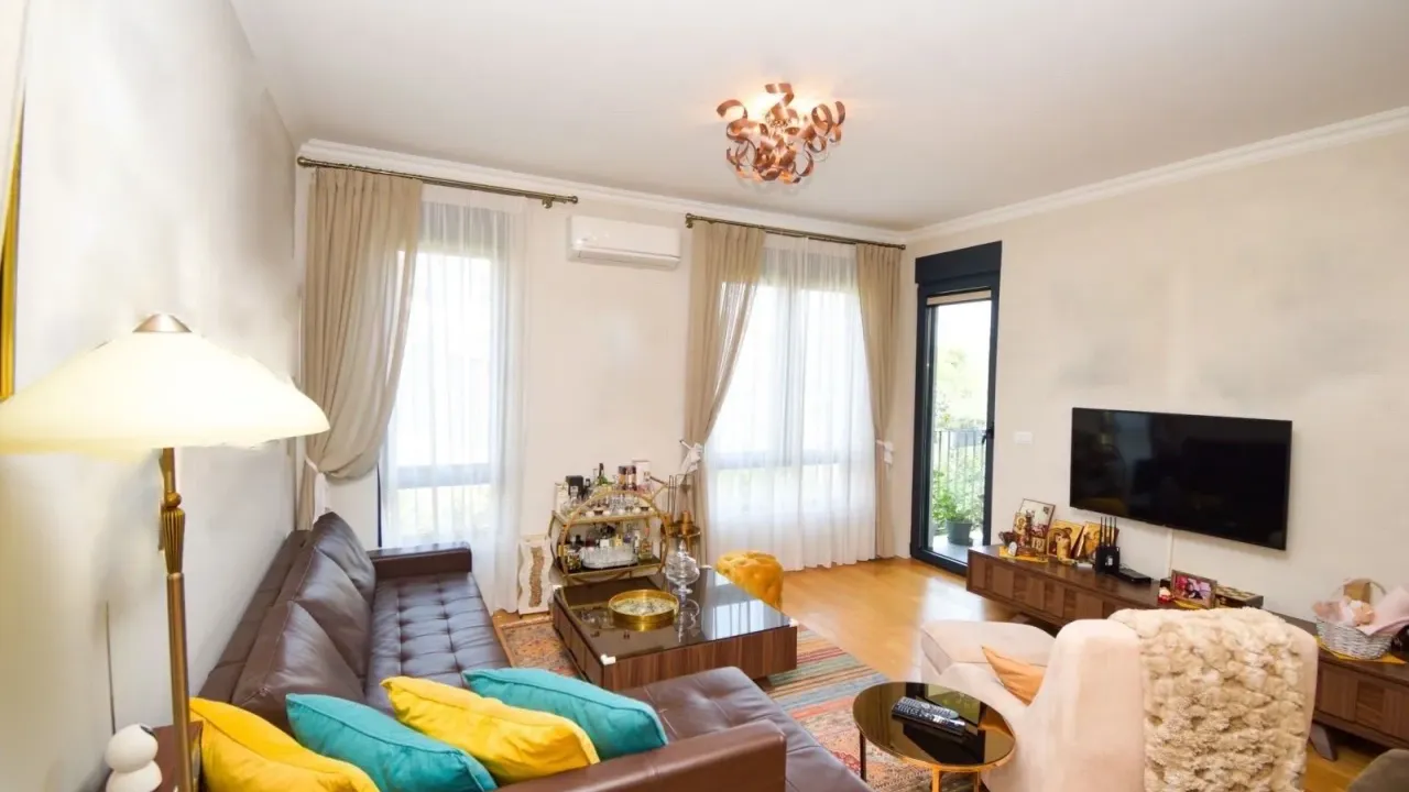 Izdavanje, stan, 72m², City Kvart, Podgorica