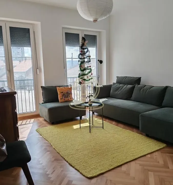 Sale, three bedroom apartment, 66m², Centar, Kragujevac