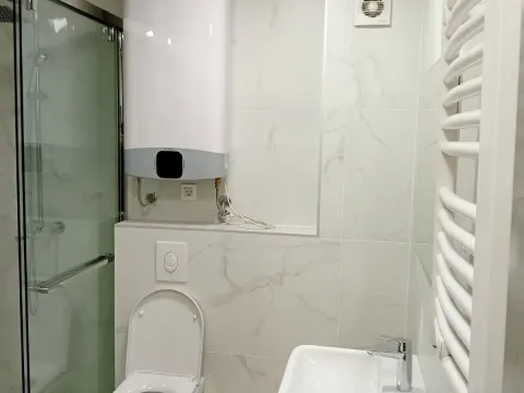 Prodaja, dvosoban stan, 65m², Tološi, Podgorica - image 9