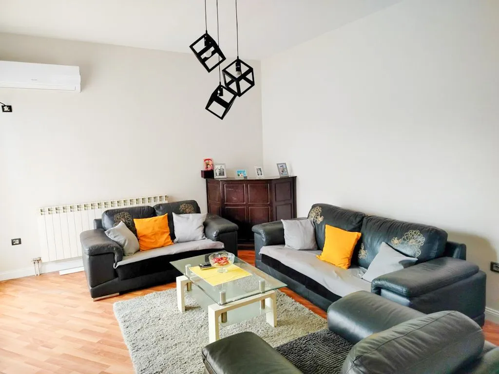Rent, house, 280m², Donja Gorica, Podgorica
