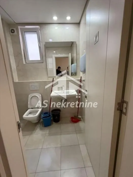 Rent, three bedroom apartment, 130m², Savski Venac, Beograd