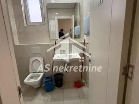 Rent, three bedroom apartment, 130m², Senjak, Beograd - image 10