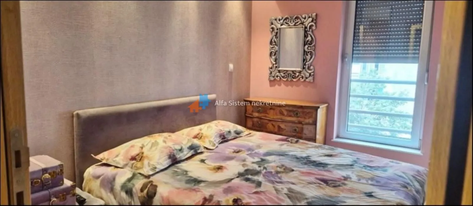 Izdavanje, dvosoban stan, 54m², Vračar Sve Podlokacije, Beograd