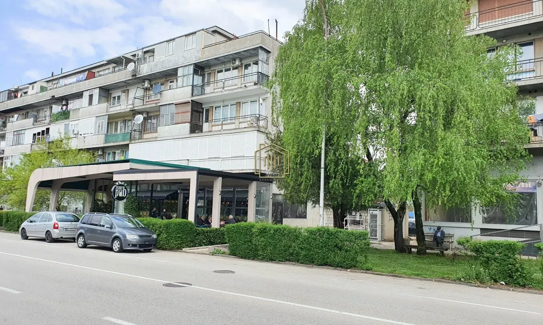 Rent, office space, 95m², Centar, Nikšić