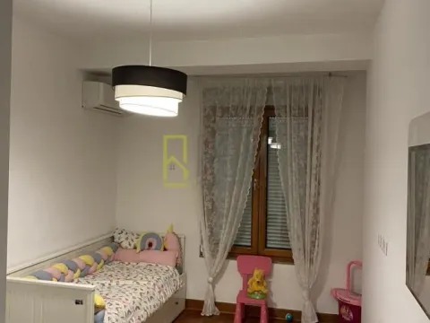 Izdavanje, dvosoban stan, 80m², Momišići, Podgorica - image 7