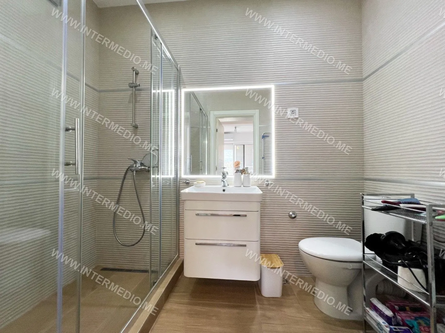 Prodaja, trosoban stan, 87m², Đenovići, Herceg Novi