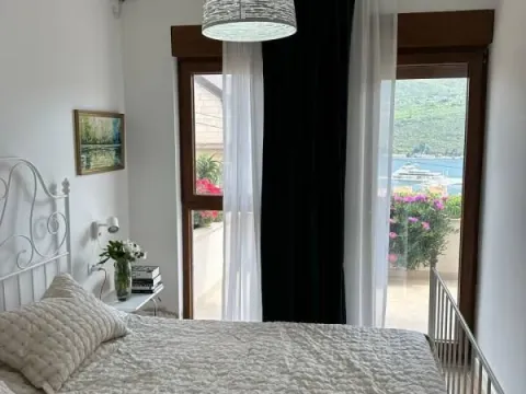 Prodaja, jednosoban stan, 55m², Đenovići, Herceg Novi - image 5