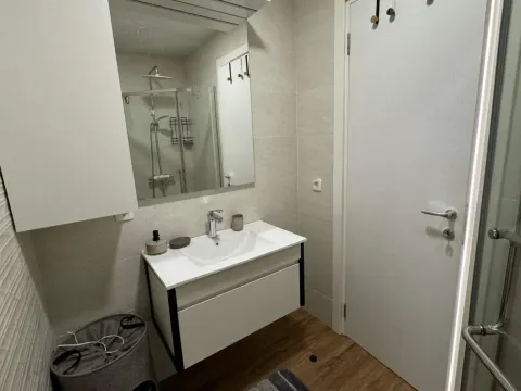 Rent, two bedroom apartment, 91m², Opatovo, Tivat - image 18