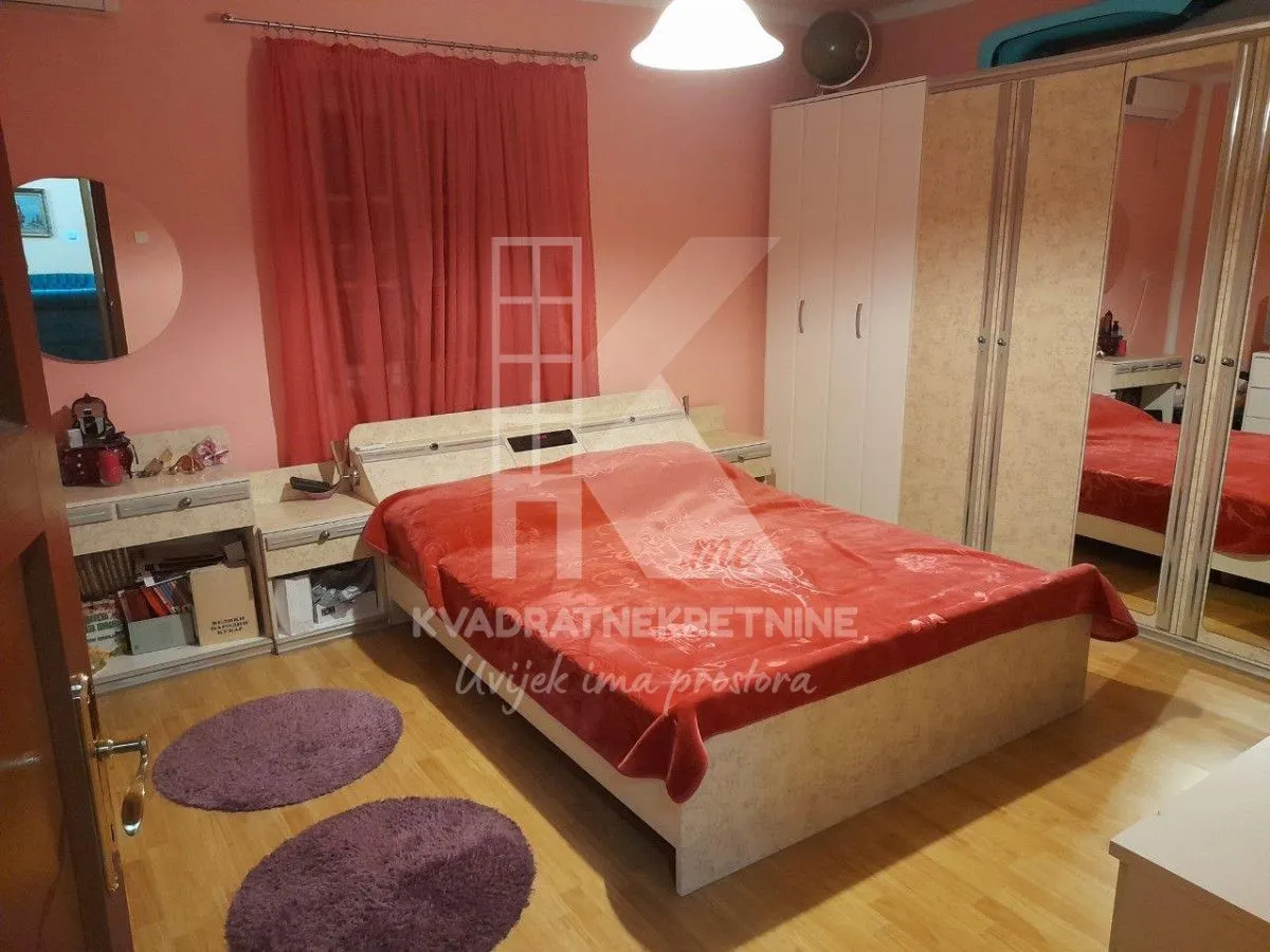 Prodaja, kuća, 190m², Konik, Podgorica