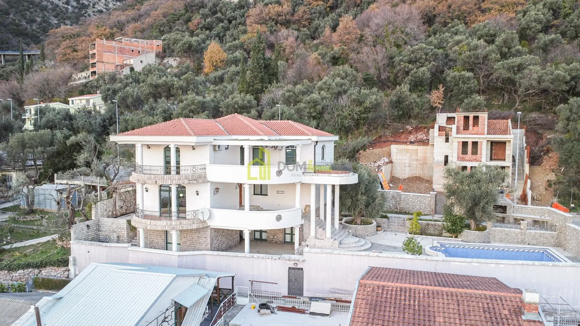 Sale, house, 422m², Petrovac, Budva