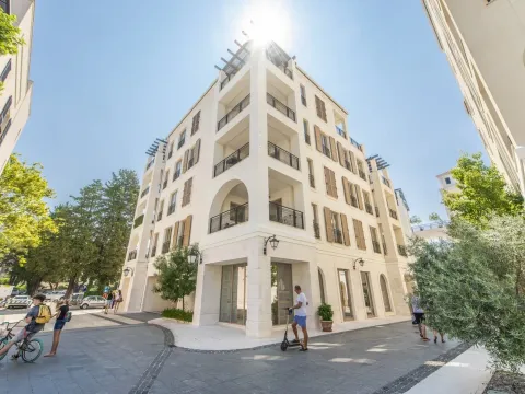 Prodaja, dvosoban stan, 134m², Porto Montenegro, Tivat - image 24