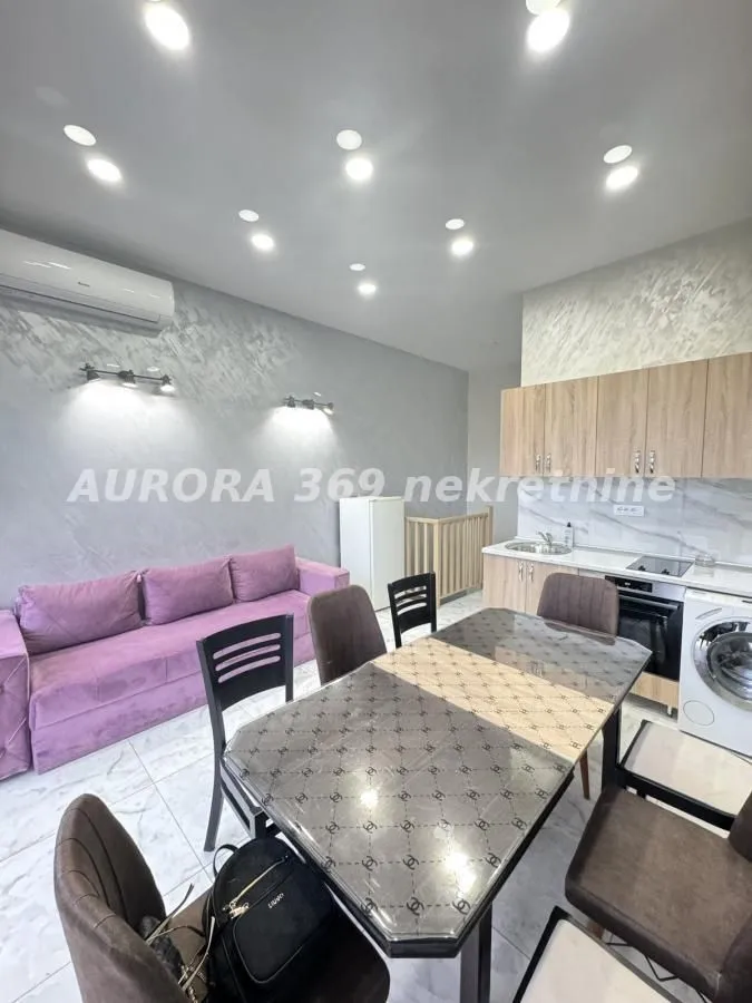 Izdavanje, dvosoban stan, 48m², Ruma, Srbija