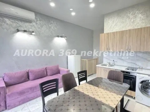 Izdavanje, dvosoban stan, 48m², Ruma, Srbija - image 1