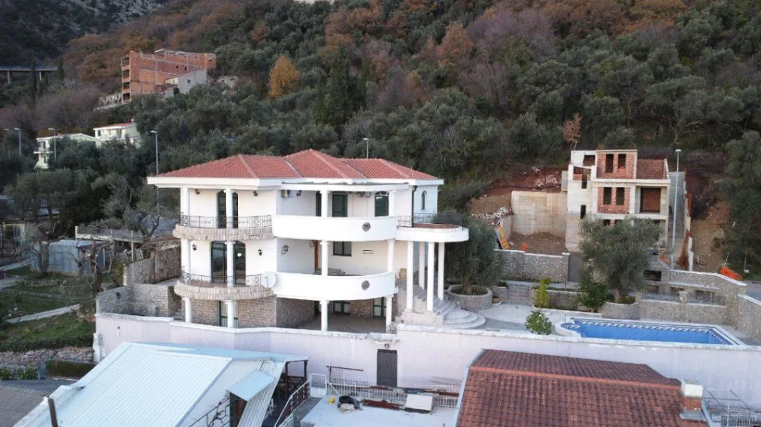 Sale, house, 422m², Petrovac, Budva