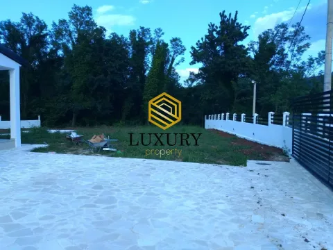 Izdavanje, kuća, 140m², Velje Brdo, Podgorica - image 9