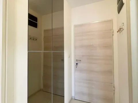 Rent, one bedroom apartment, 43m², Zagorič, Podgorica - image 6