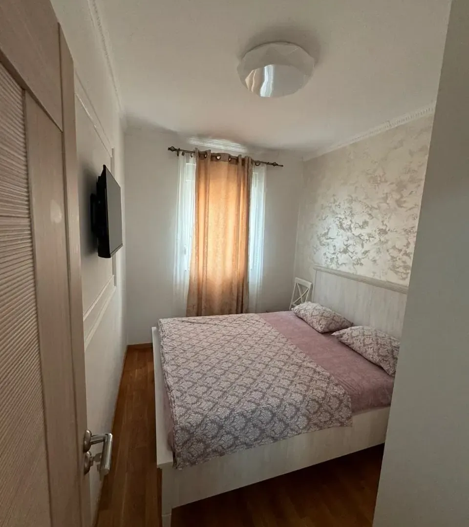 Rent, one bedroom apartment, 40m², Bečići, Budva