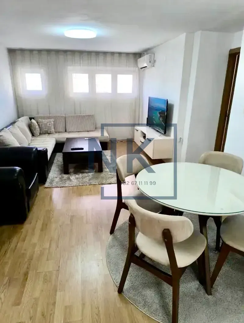Izdavanje, dvosoban stan, 58m², Centar, Podgorica