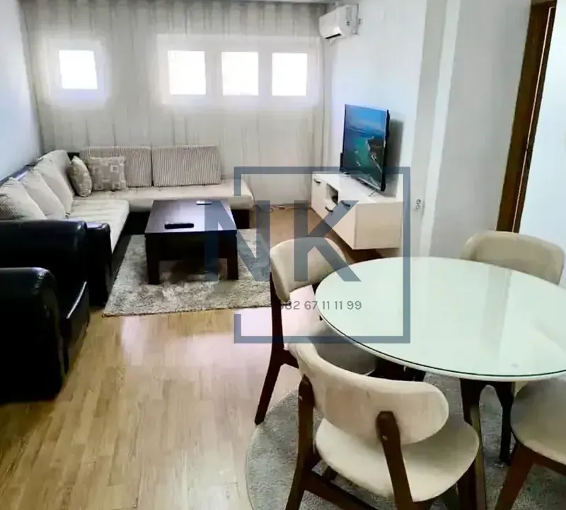 Izdavanje, dvosoban stan, 58m², Centar, Podgorica