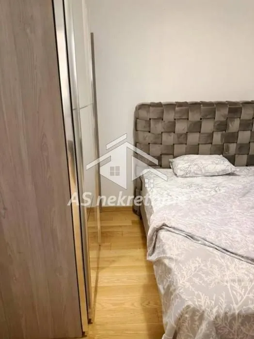 Rent, two bedroom apartment, 55m², Južni Bulevar, Vračar Sve Podlokacije